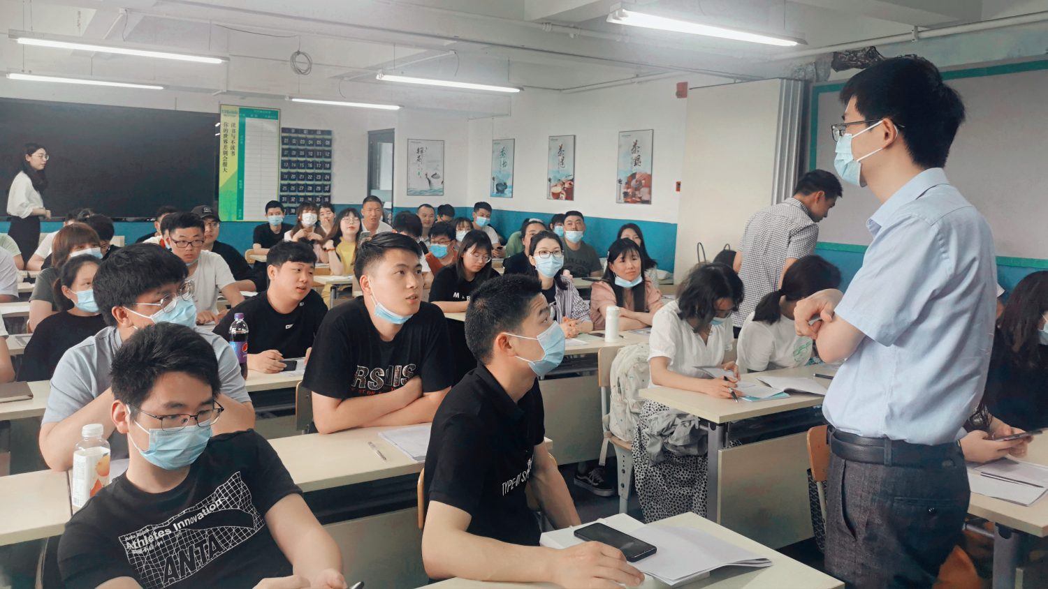 浙江理工大学继续教育学院领导莅临台州春华函授辅导站调研