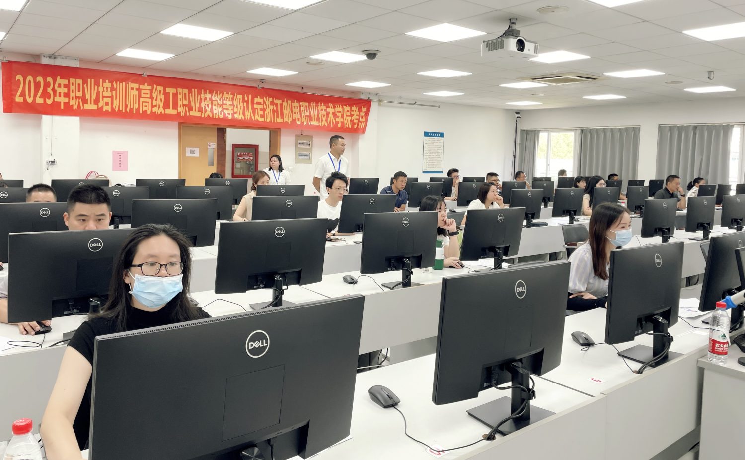 2023年职业培训师高级工职业技能等级认定考试如期举行，60%考生来自春华教育！