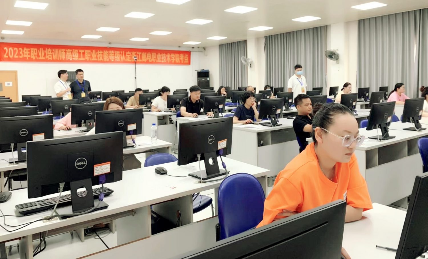 2023年职业培训师高级工职业技能等级认定考试如期举行，60%考生来自春华教育！