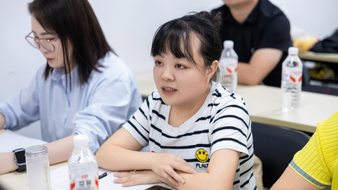 “严作风·强党性·践初心——2025年7月春华教育集团党支部主题党日圆满举行”